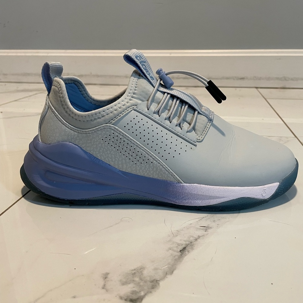 Clove Grey Matter 7.5 shoes